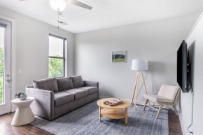 CozySuites MusicRow Astonishing Studio with free parking 52